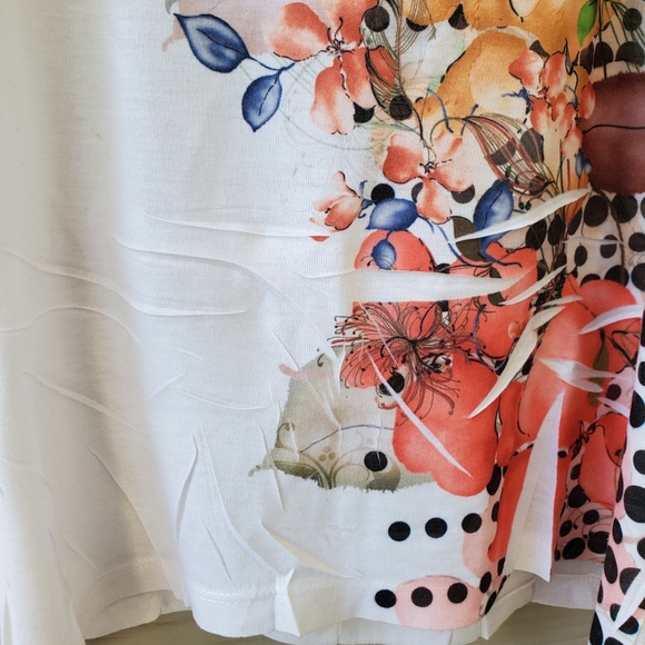 Decree Eclectic Orange Floral Polka-dot Graphic Printed Shark-bite Tunic Top - Picture 8 of 13